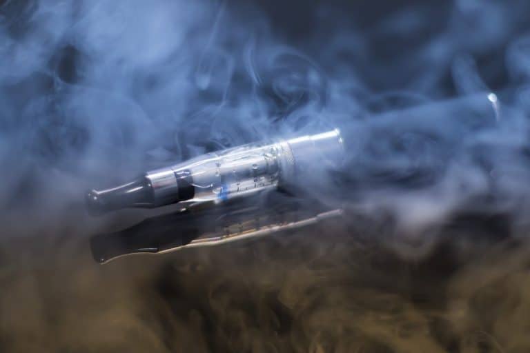 Les e-cigarettes sont-elles une alternative sûre au tabagisme ?