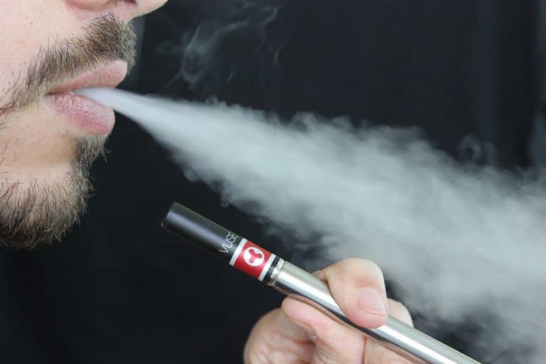 Des techniques correctes pour inhaler une cigarette électronique