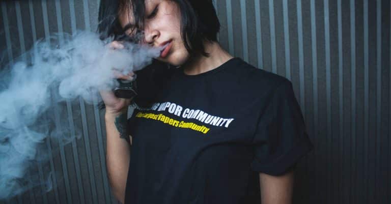La cigarette électronique face à l&rsquo;évolution technologique : quels impacts sur l&rsquo;industrie ?